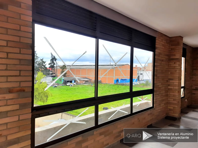 ventaneria-en-aluminio-sistema-proyectante